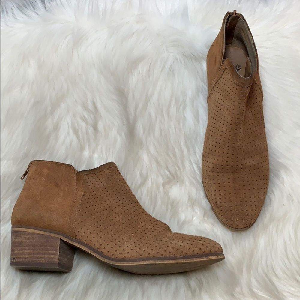 Susina Kyle Brown Perforated Suede Booties Sz 8